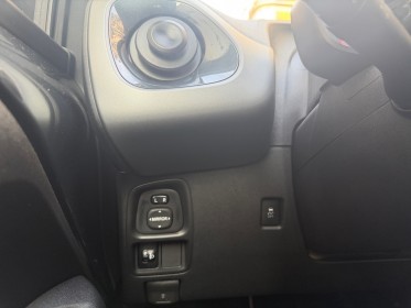 Toyota aygo 1.0 vvt-i 72 ch x-play carplay, caméra reul, entretien toyota occasion paris 15ème (75) simplicicar...