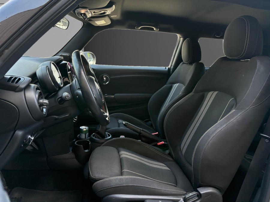 MINI d'occasion MINI III MINI 3 F56 1.2i 12V TURBO ONE de 2017 Lyon