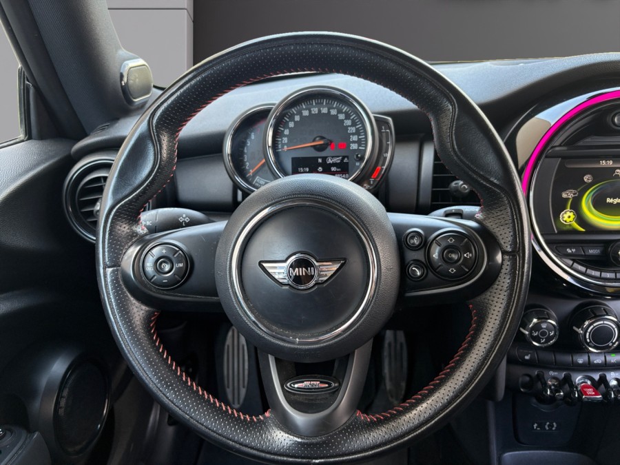 MINI d'occasion MINI III MINI 3 F56 1.2i 12V TURBO ONE de 2017 Lyon