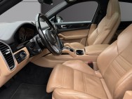 PORSCHE d'occasion CAYENNE E HYBRID de 2019 Narbonne (11)﻿