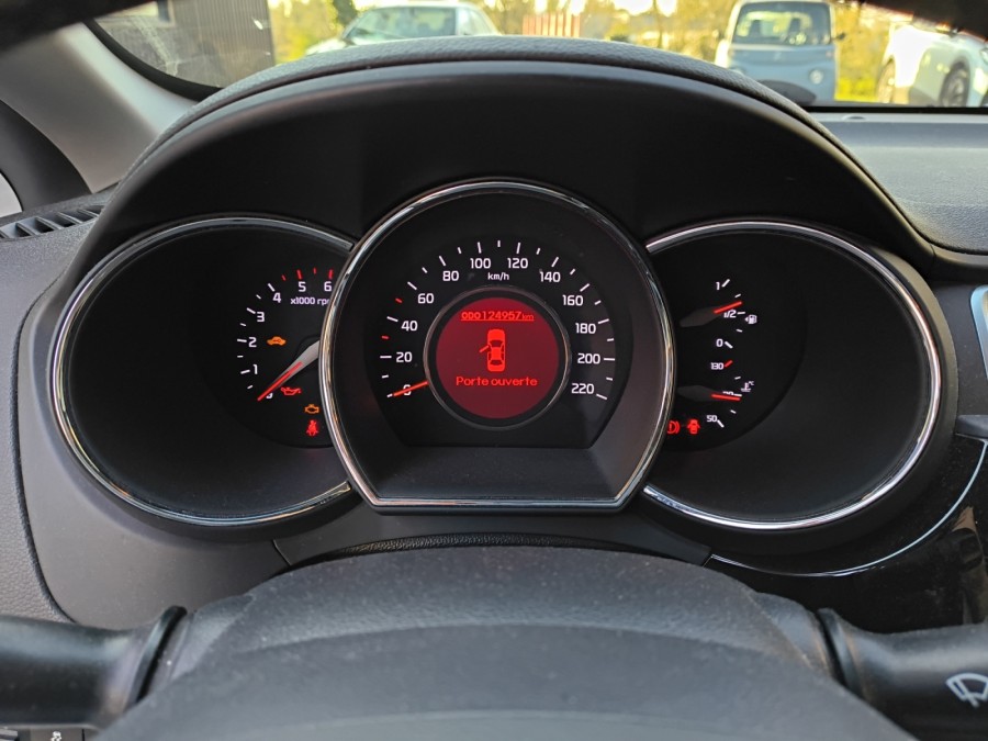 KIA d'occasion RIO 1.1 CRDI 75 URBAN CHIC ISG de 2015 Les Sables