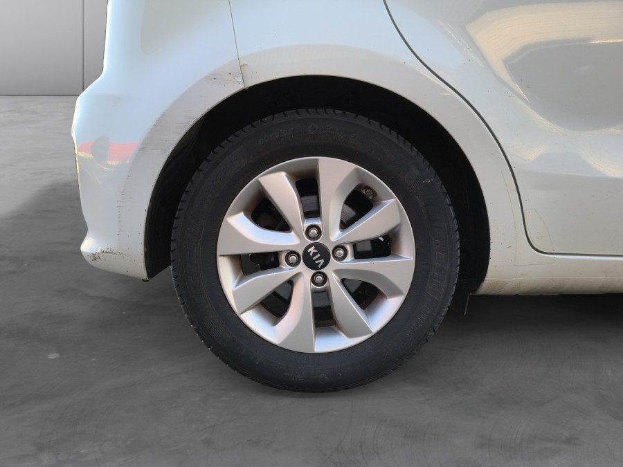 KIA d'occasion RIO 1.1 CRDI 75 URBAN CHIC ISG de 2015 Les Sables