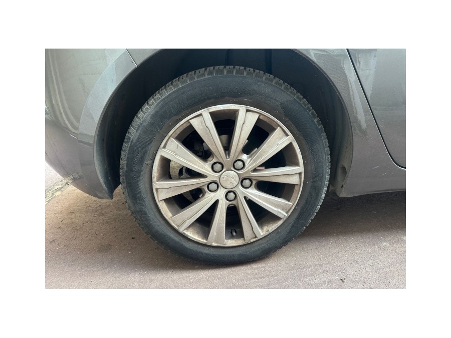 PEUGEOT d'occasion 308 1.2 PURE TECH 110  ACCESS de 2018 Le Raincy