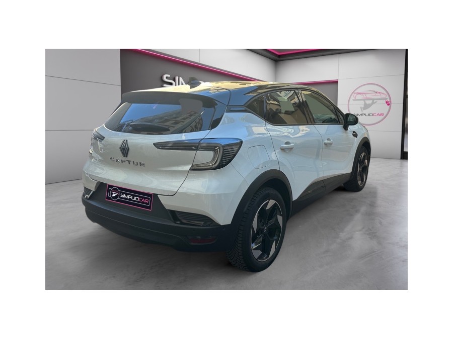 RENAULT d'occasion CAPTUR 1.4 MILD HYBRID 160 TECHNO EDC de 2024 Le