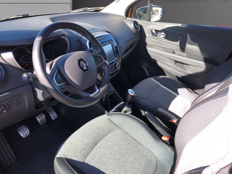 RENAULT d'occasion CAPTUR 0.9 TCE INTENS de 2018 Royan (17)﻿