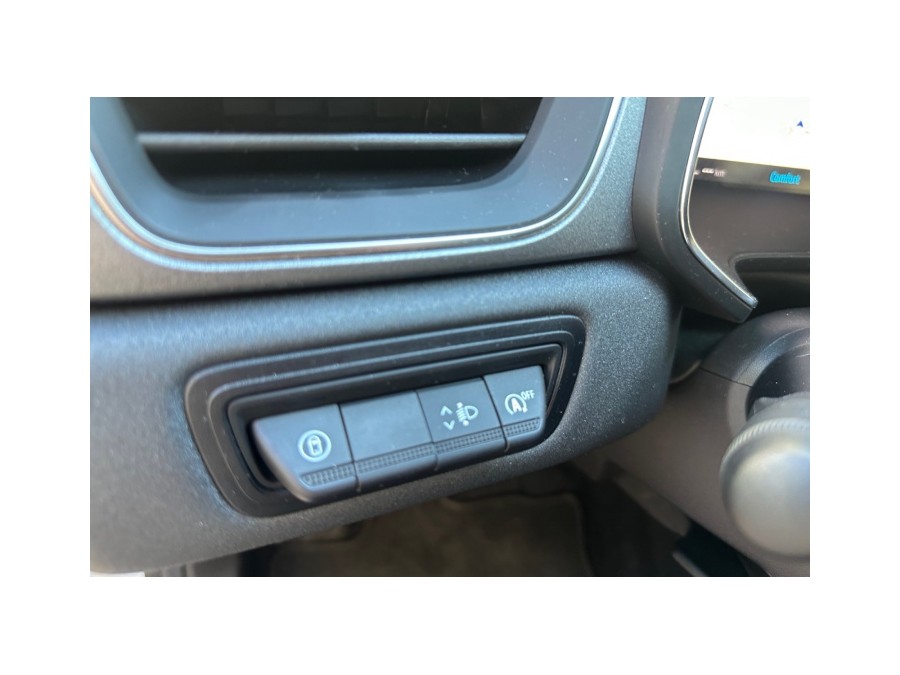 RENAULT d'occasion CAPTUR 1.4 MILD HYBRID 160 TECHNO EDC de 2024 Le