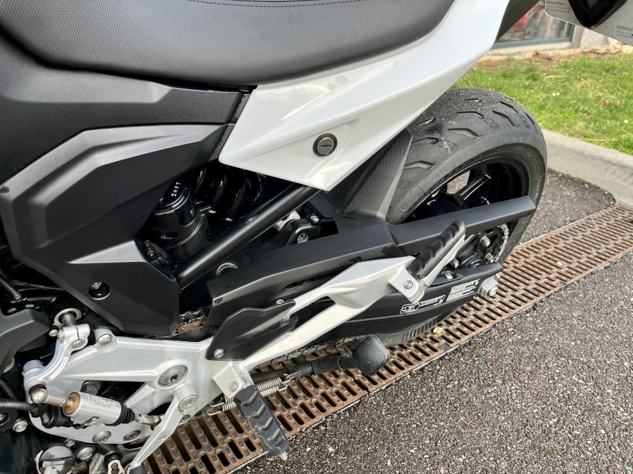 BMW d'occasion F 900 R A MOTO de 2023 Vernon (27)﻿