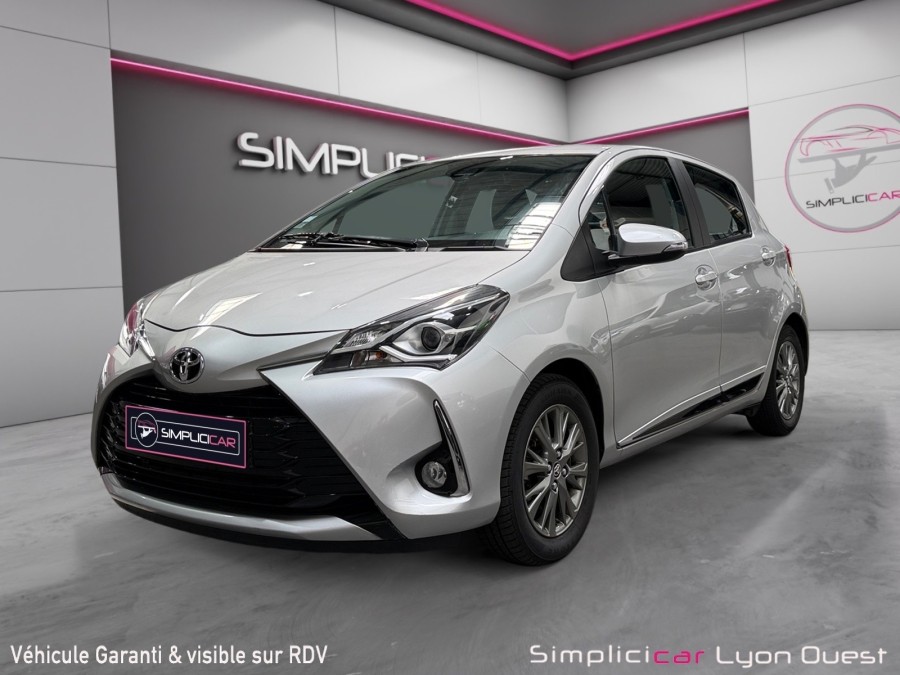 TOYOTA d'occasion YARIS 1.5 VVTI 110 DYNAMIC CVT de 2017 Lyon Ouest