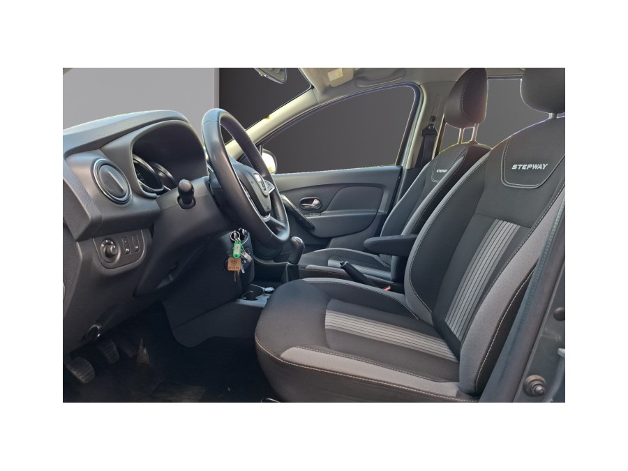 DACIA d'occasion SANDERO 0.9 TCE 90 NAVY de 2018 Champigny sur Marne