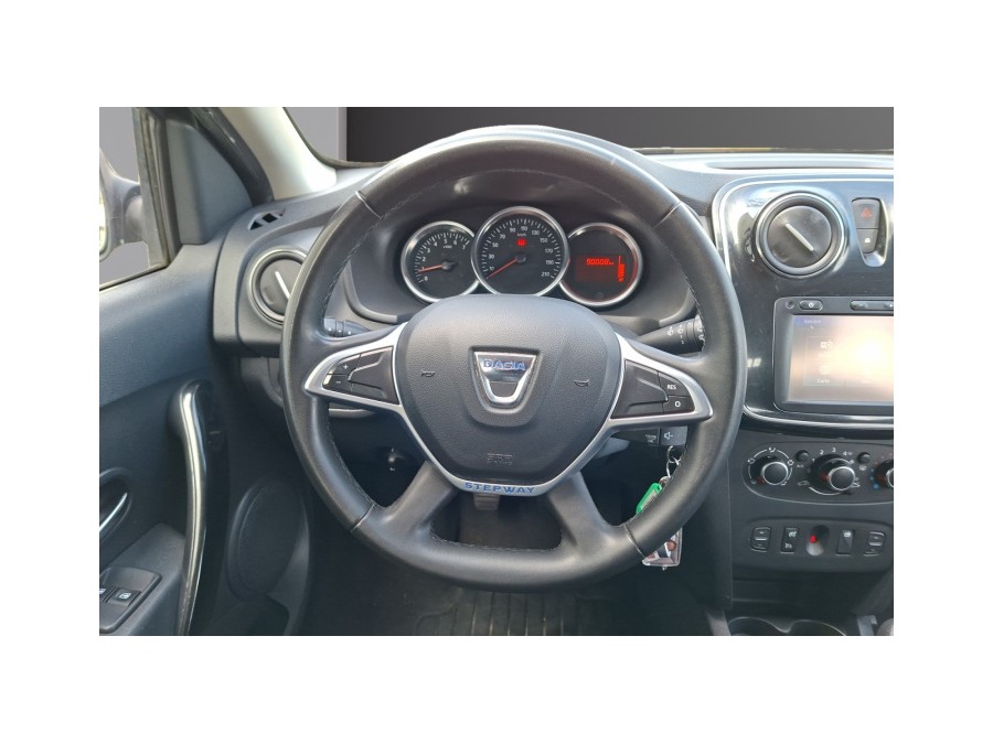 DACIA d'occasion SANDERO 0.9 TCE 90 NAVY de 2018 Champigny sur Marne