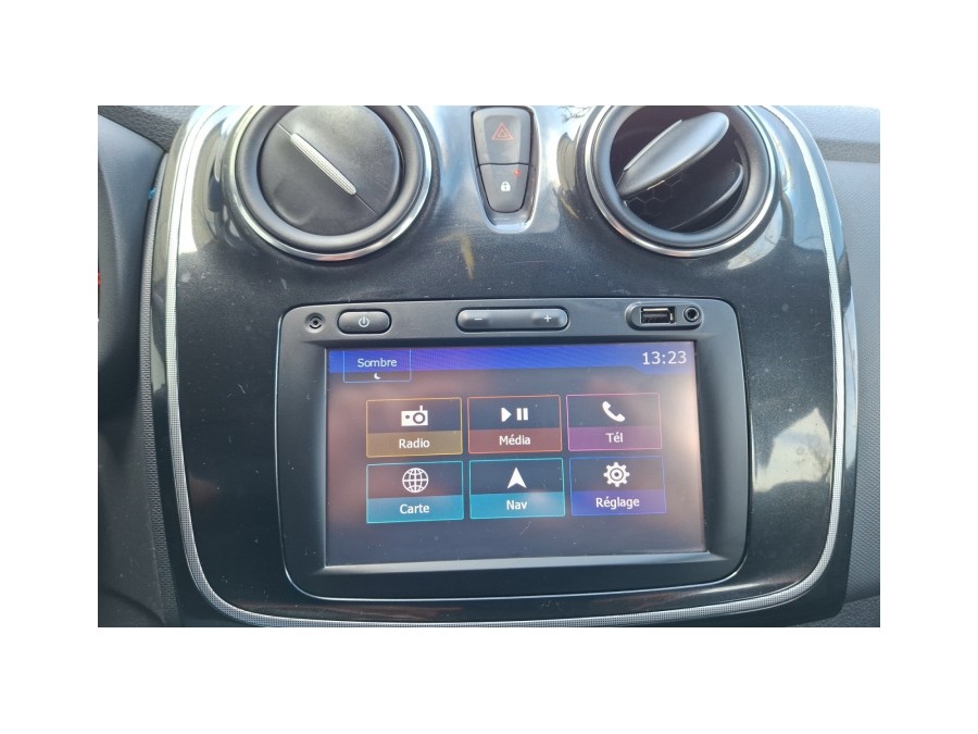 DACIA d'occasion SANDERO 0.9 TCE 90 NAVY de 2018 Champigny sur Marne