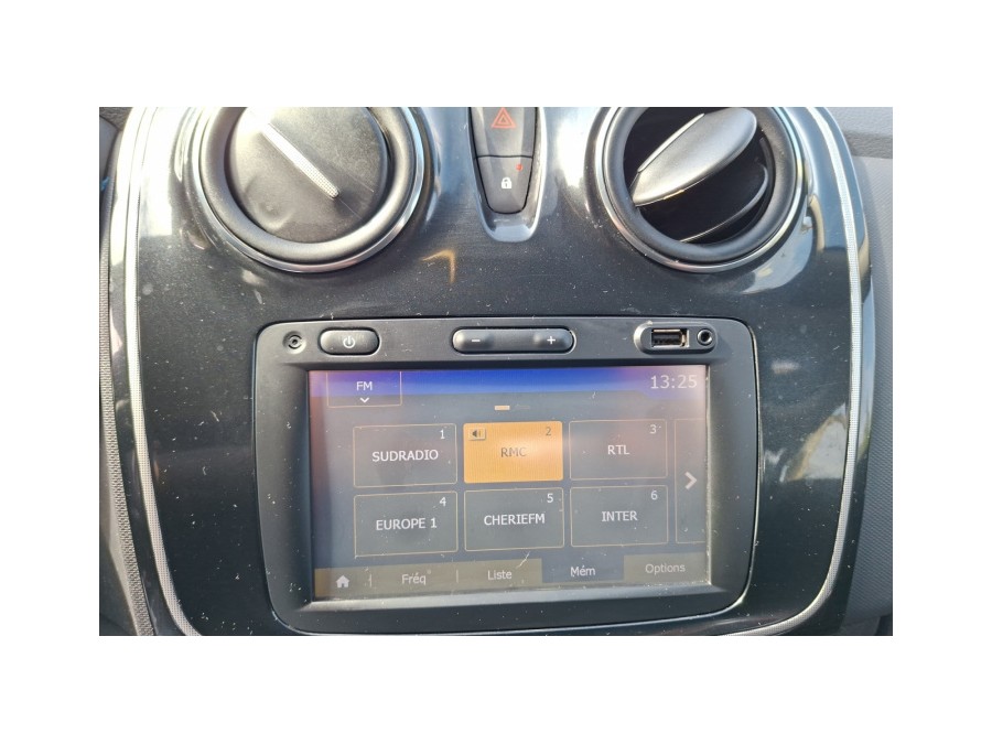 DACIA d'occasion SANDERO 0.9 TCE 90 NAVY de 2018 Champigny sur Marne