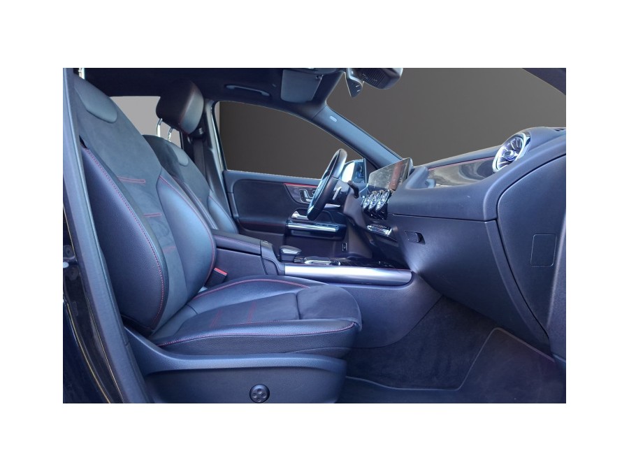 MERCEDES d'occasion CLASSE GLA II GLA 200 D AMG LINE DCT de 2020