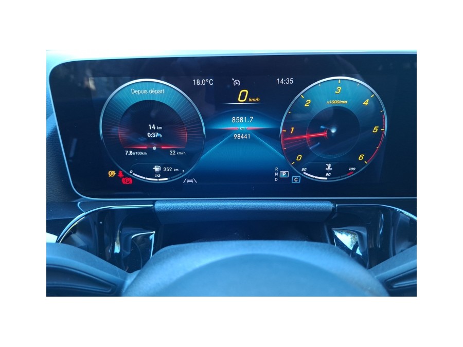 MERCEDES d'occasion CLASSE GLA II GLA 200 D AMG LINE DCT de 2020