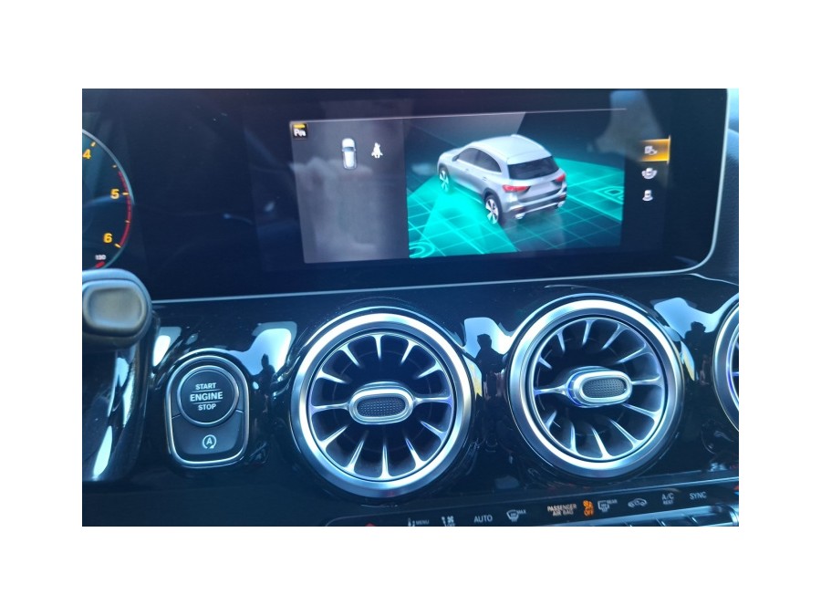 MERCEDES d'occasion CLASSE GLA II GLA 200 D AMG LINE DCT de 2020