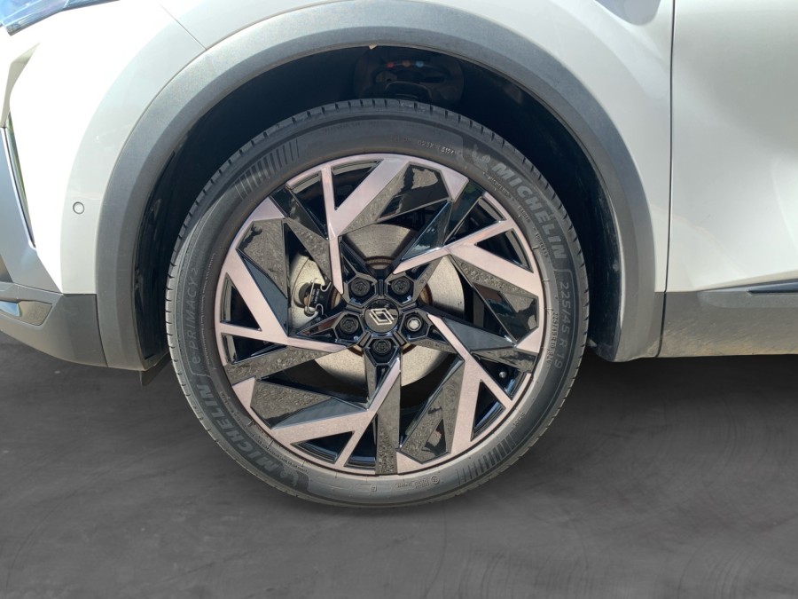 RENAULT d'occasion CAPTUR 1.6 E-TECH 145 EVOLUTION de 2024 Perpignan