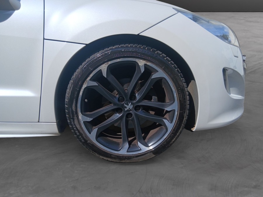 PEUGEOT d'occasion RCZ 1.6 THP 156 de 2010 Beauvais (60)﻿