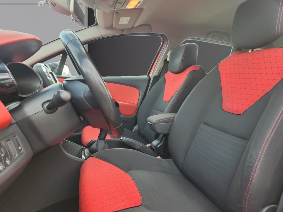 RENAULT d'occasion CLIO 1.5 DCI 90 ZEN de 2013 Frejus (83)﻿