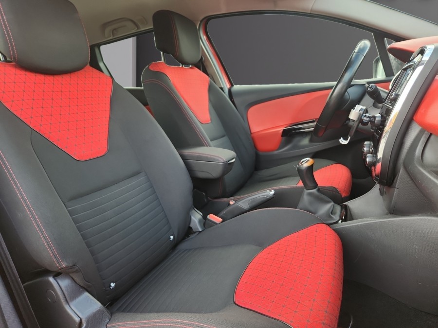 RENAULT d'occasion CLIO 1.5 DCI 90 ZEN de 2013 Frejus (83)﻿