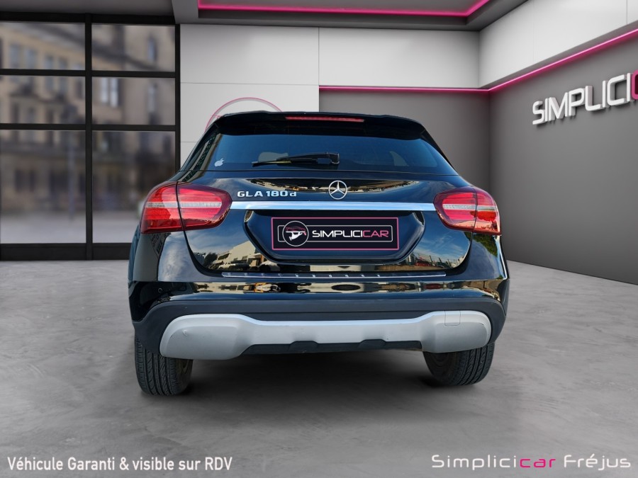 MERCEDES d'occasion CLASSE GLA GLA 180 D BUSINESS EDITION BA de 2017
