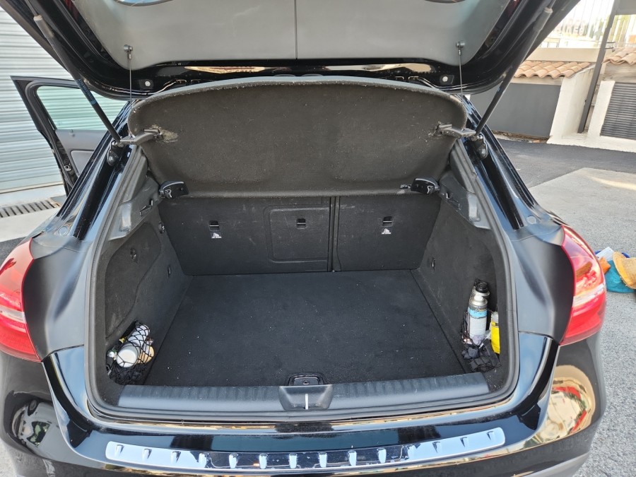 MERCEDES d'occasion CLASSE GLA GLA 180 D BUSINESS EDITION BA de 2017