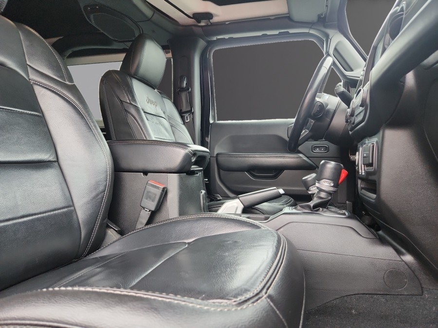 JEEP d'occasion WRANGLER 2.0I T 272 SPORT BVA de 2019 Frejus (83)﻿