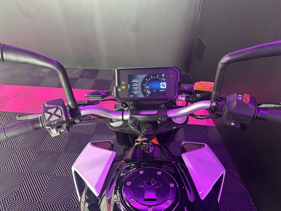 KTM d'occasion DUKE 390 DUKE de 2017 Lorient (56)﻿