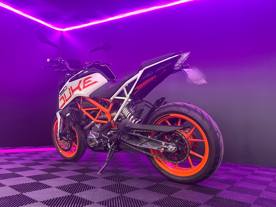 KTM d'occasion DUKE 390 DUKE de 2017 Lorient (56)﻿
