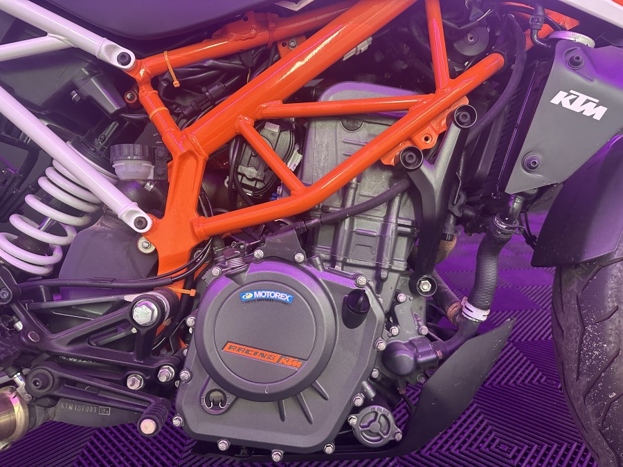 KTM d'occasion DUKE 390 DUKE de 2017 Lorient (56)﻿