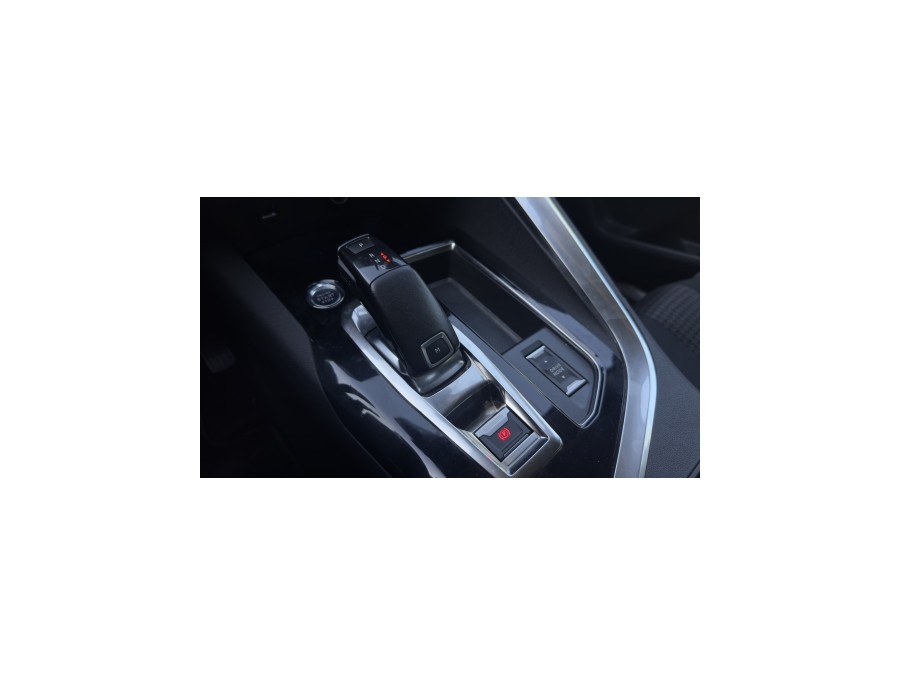 PEUGEOT d'occasion 3008 1.5 BLUE HDI 130 ROADTRIP EAT PH2 de 2021