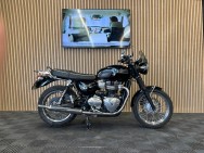 TRIUMPH d'occasion BONN.T100 900 Noir Chrome de 2018 Pau (64)﻿
