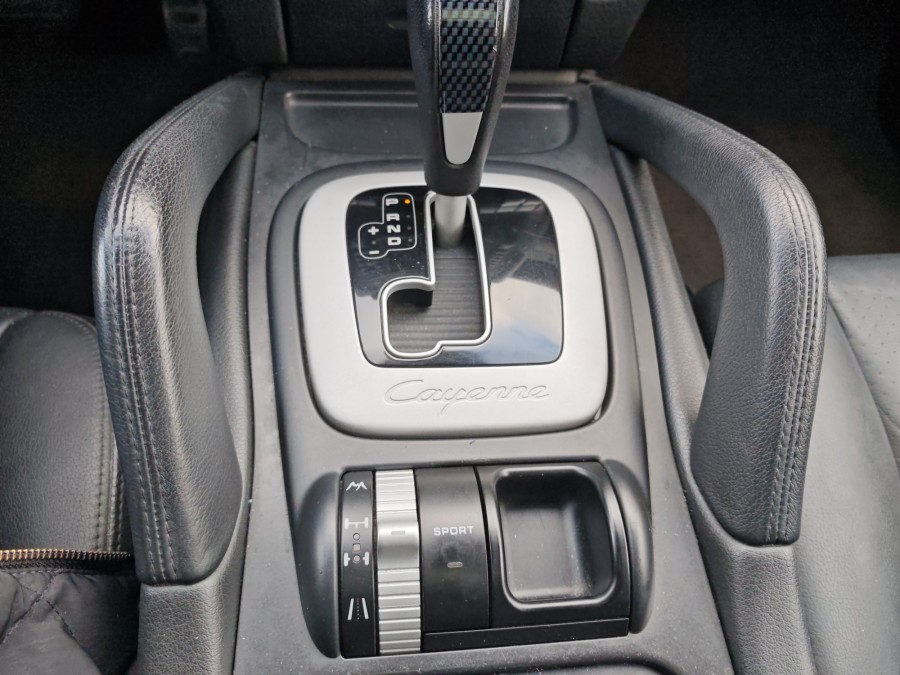 PORSCHE d'occasion CAYENNE 3.0 V6 de 2007 Tours (37)﻿