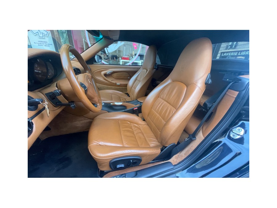 PORSCHE d'occasion 911 DECAPOTABLE PORSCHE 911 CARRERA 4 CABRIOLET