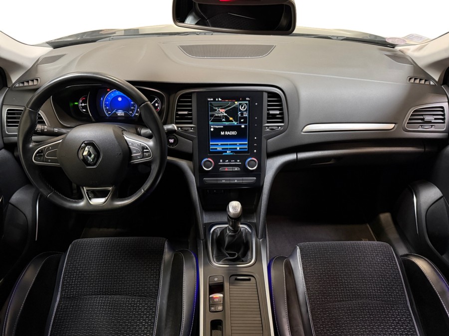 RENAULT d'occasion MEGANE TCE 130 ENERGY INTENS de 2016 Bretigny Sur