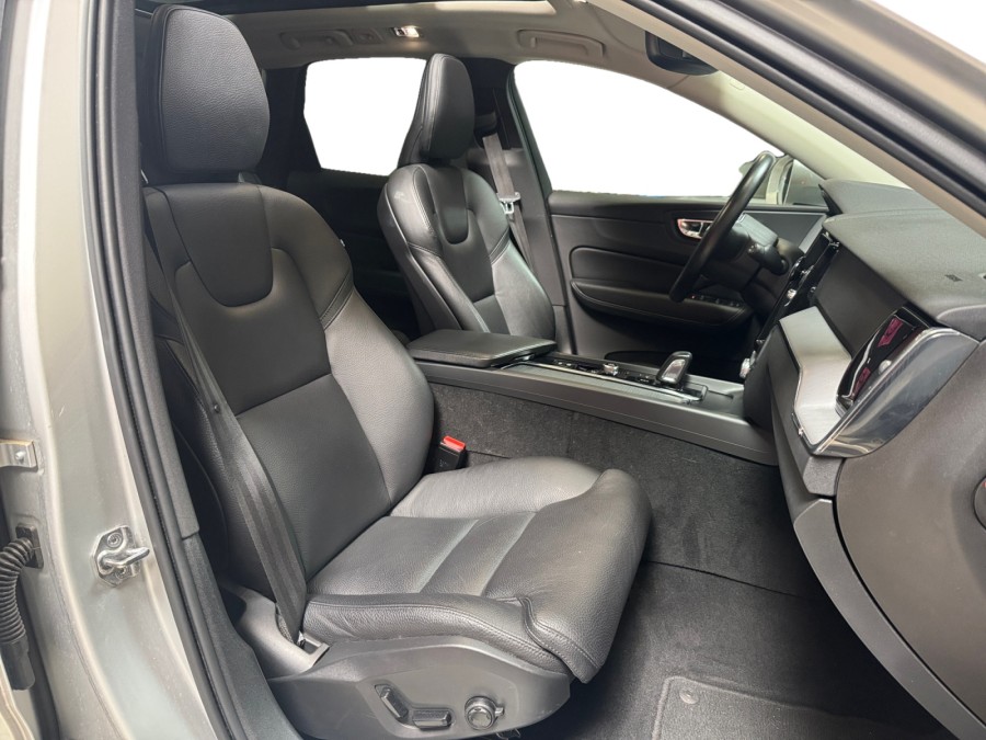 VOLVO d'occasion XC60 T6 AWD RECHARGE BUSINESS EXECUTIVE GEARTRONIC