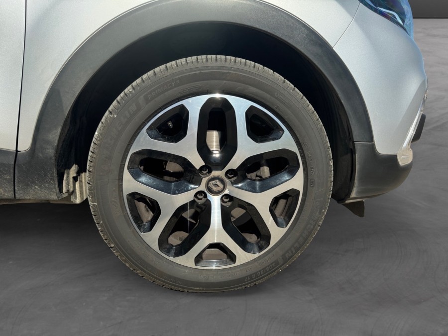RENAULT d'occasion CAPTUR 1.3 TCE 130 BUSINESS de 2020 Troyes (10)﻿