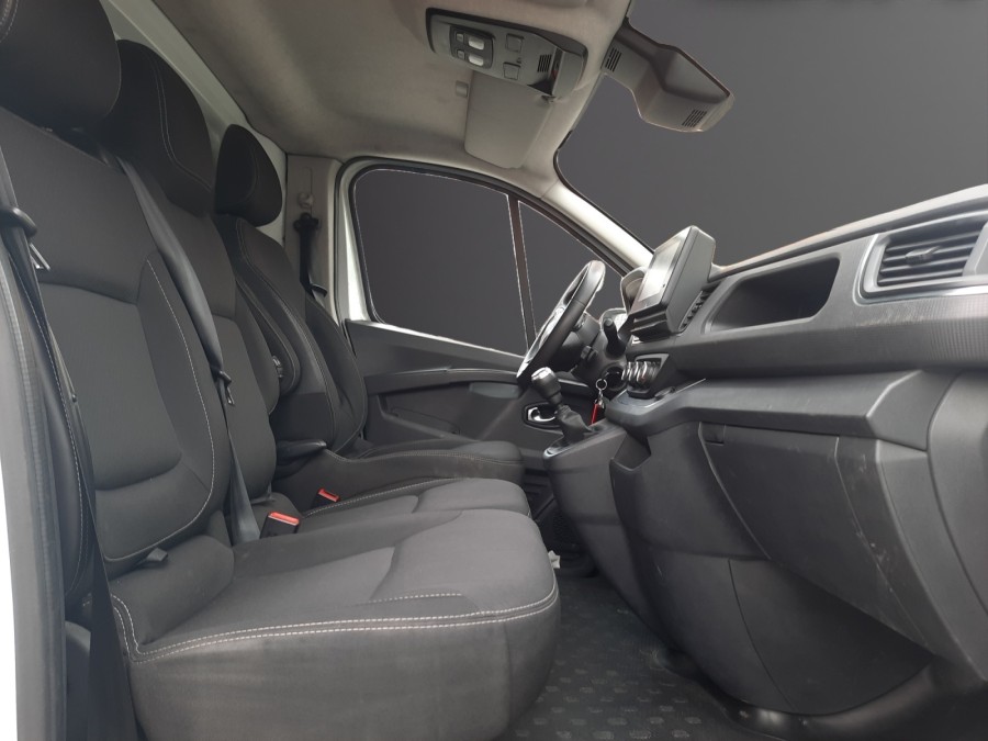 RENAULT d'occasion TRAFIC 2.0 DCI 130 de 2022 Montreuil (93)﻿