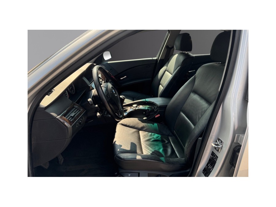 BMW d'occasion SERIE 5 525 i de 2004 Troyes (10)﻿