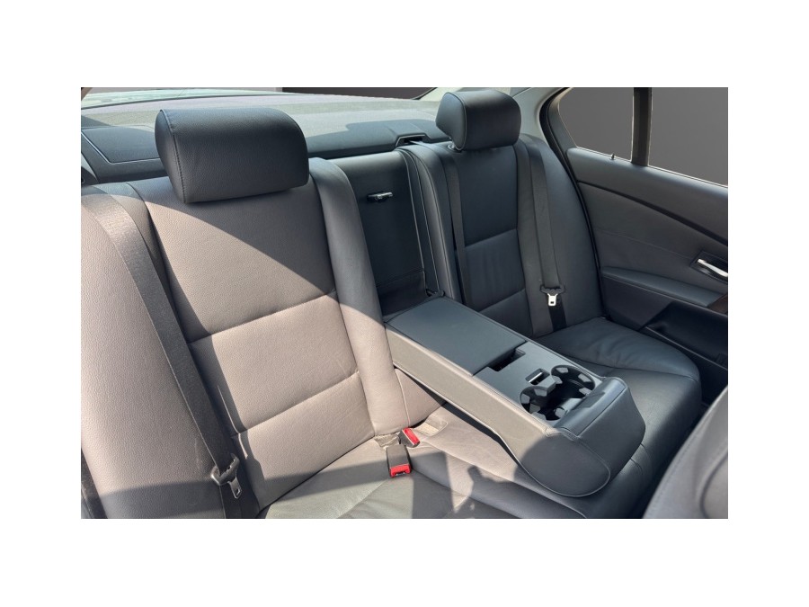 BMW d'occasion SERIE 5 525 i de 2004 Troyes (10)﻿