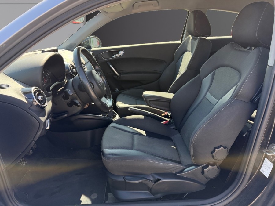 AUDI d'occasion A1 1.6 TDI 90 AMBITION de 2014 Troyes (10)﻿