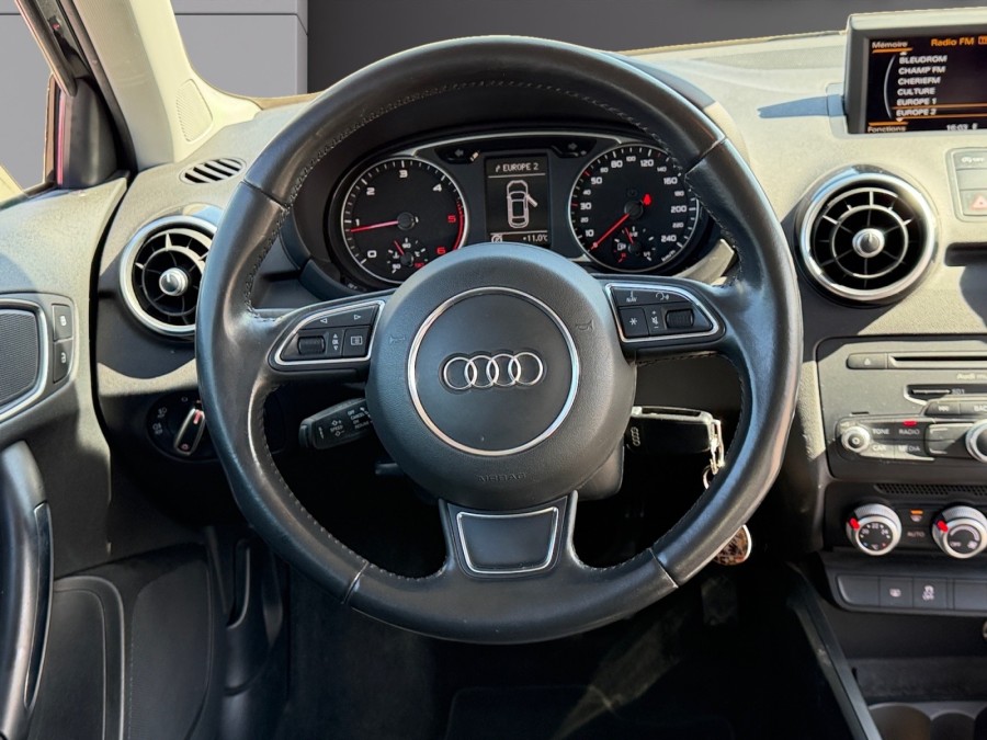 AUDI d'occasion A1 1.6 TDI 90 AMBITION de 2014 Troyes (10)﻿
