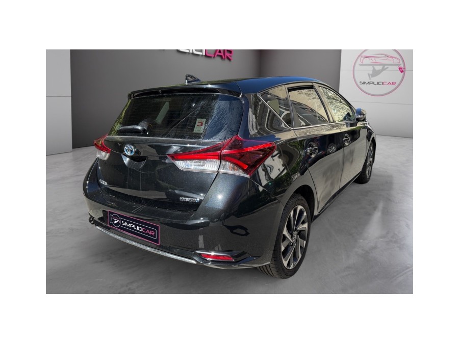 TOYOTA d'occasion AURIS 136H DESIGN de 2017 Paris 15 (75)﻿