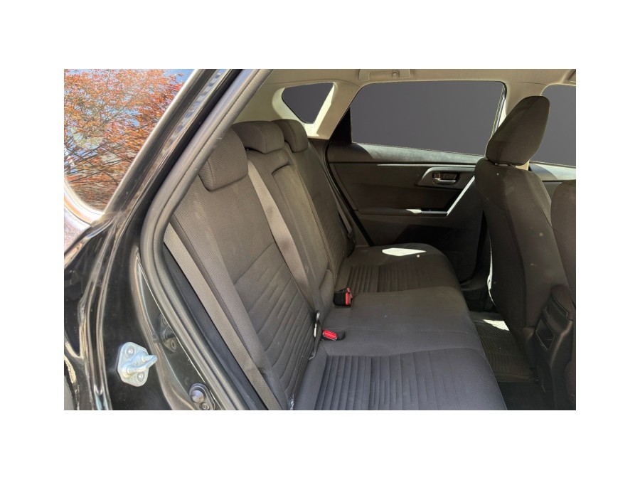 TOYOTA d'occasion AURIS 136H DESIGN de 2017 Paris 15 (75)﻿