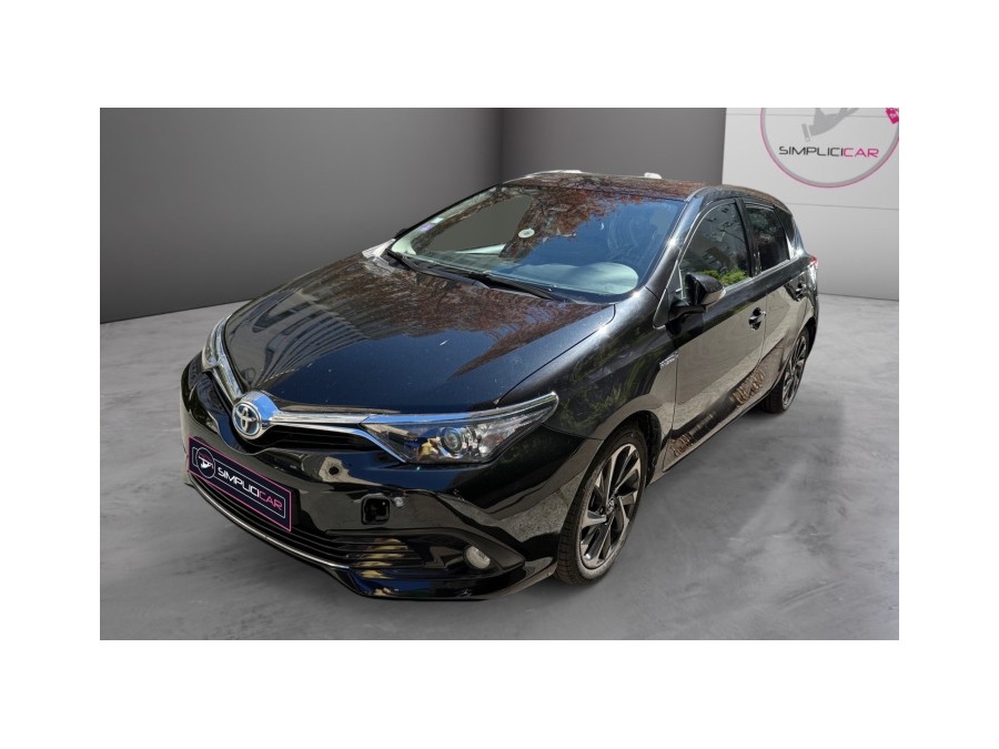 TOYOTA d'occasion AURIS 136H DESIGN de 2017 Paris 15 (75)﻿