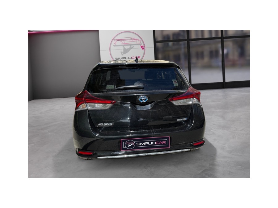 TOYOTA d'occasion AURIS 136H DESIGN de 2017 Paris 15 (75)﻿