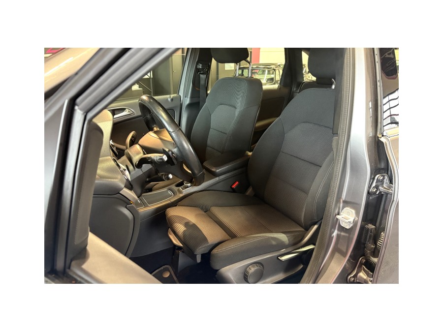 MERCEDES d'occasion CLASSE B B180 122 INSPIRATION BA de 2017 Aix Les