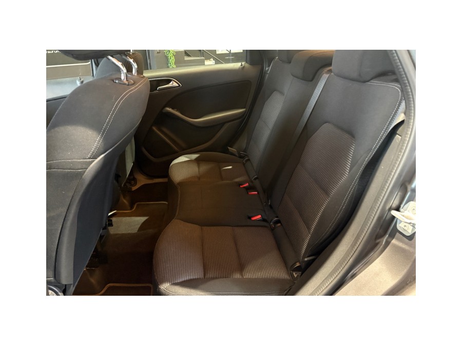 MERCEDES d'occasion CLASSE B B180 122 INSPIRATION BA de 2017 Aix Les
