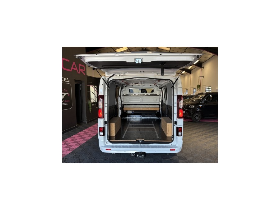 RENAULT d'occasion TRAFIC L2H1 3T 2.0 BLUE DCI 170 EXTRA BA de 2024