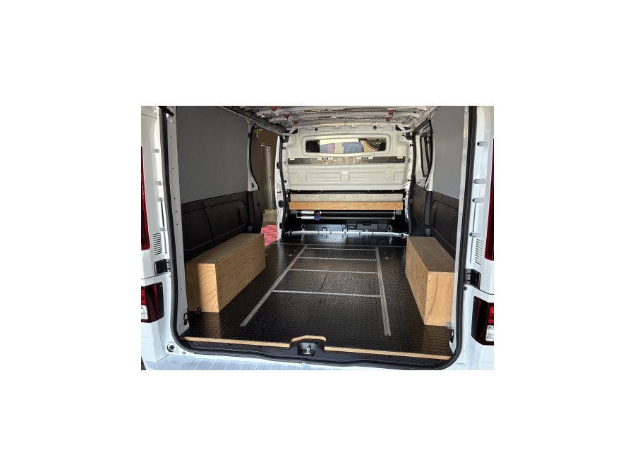 RENAULT d'occasion TRAFIC L2H1 3T 2.0 BLUE DCI 170 EXTRA BA de 2024