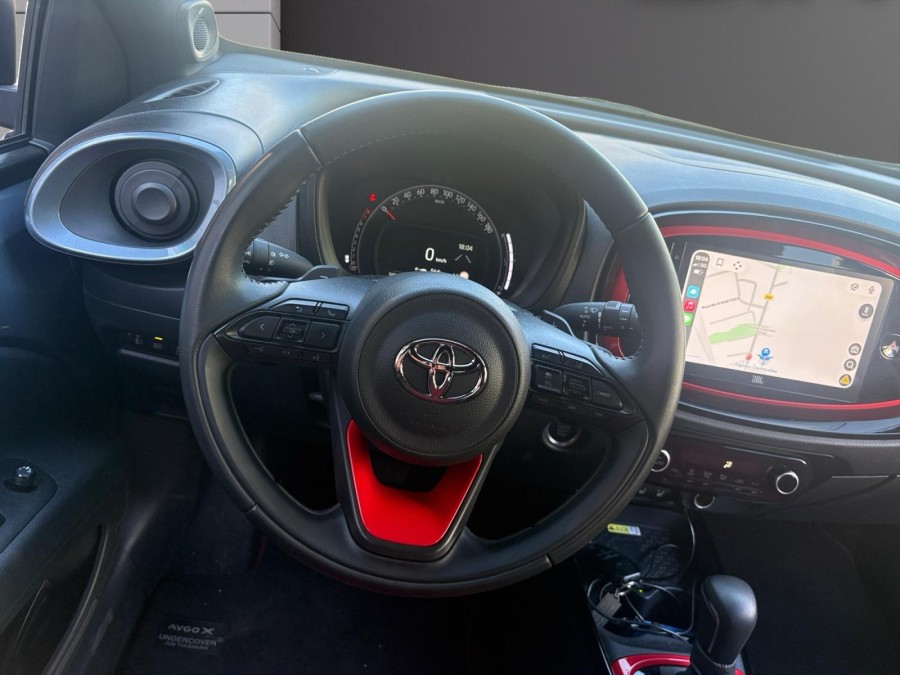 TOYOTA d'occasion AYGO 1.0 VVT-I 72 UNDERCOVER de 2023 Nord Isère
